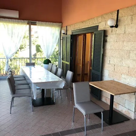 San Liborio Oda ve Kahvaltı *